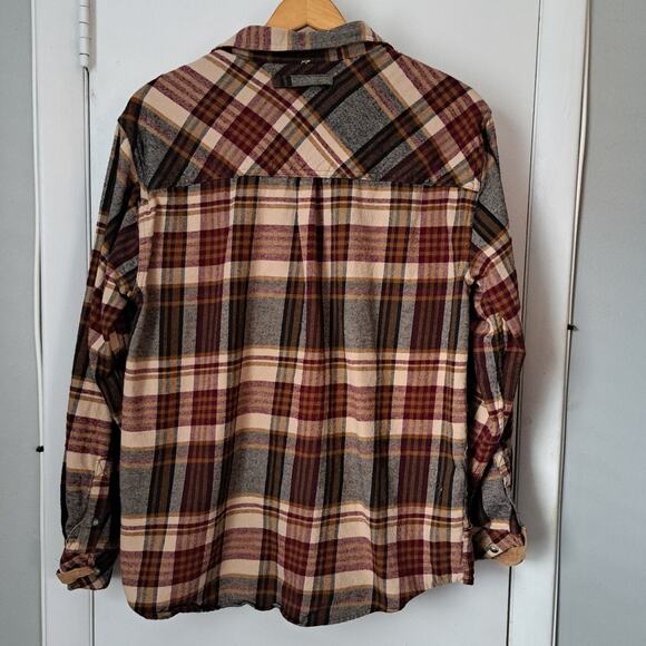 Legendary Whitetails Brown Plaid Long Sleeve Button Down Men's Larege - Picture 2 of 6